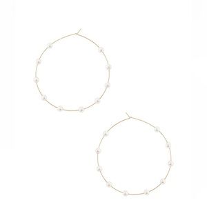 Lili Clasp Molly Hoops